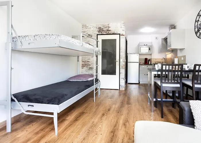 Appart Premium Du Lys Balcon Amenage Parking Gratuit