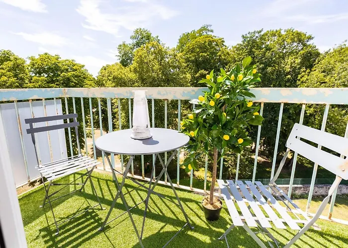 Appart Premium Du Lys Balcon Amenage Parking Gratuit